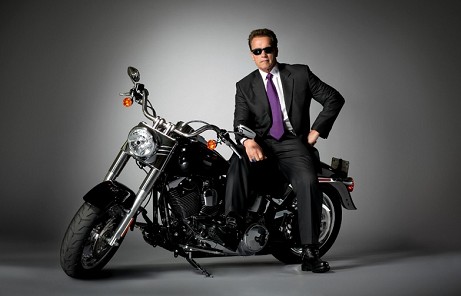 arnold_terminator_motorcycle.jpg